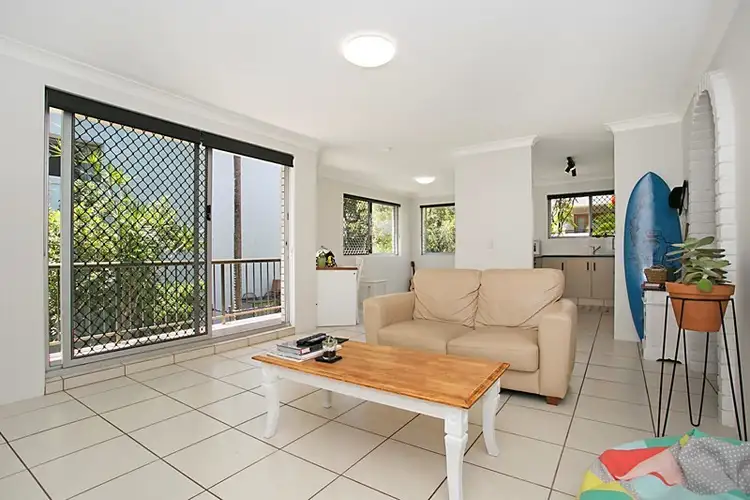 4/38 Chelsea Avenue, Broadbeach QLD 4218