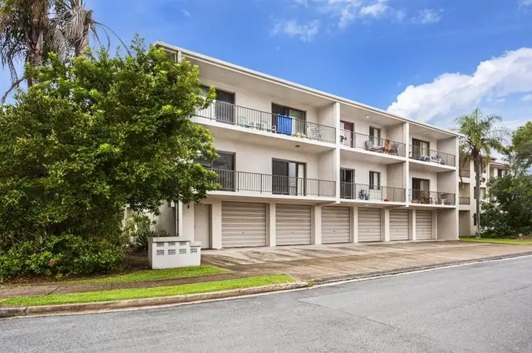 Main view of Homely block of units listing, 6 Tallebudgera Drive, Palm Beach QLD 4221