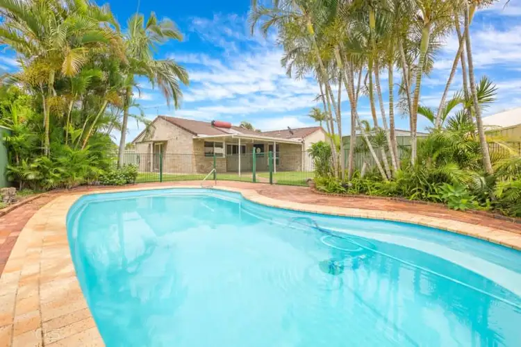 8 Sanctuary Court, Bongaree QLD 4507