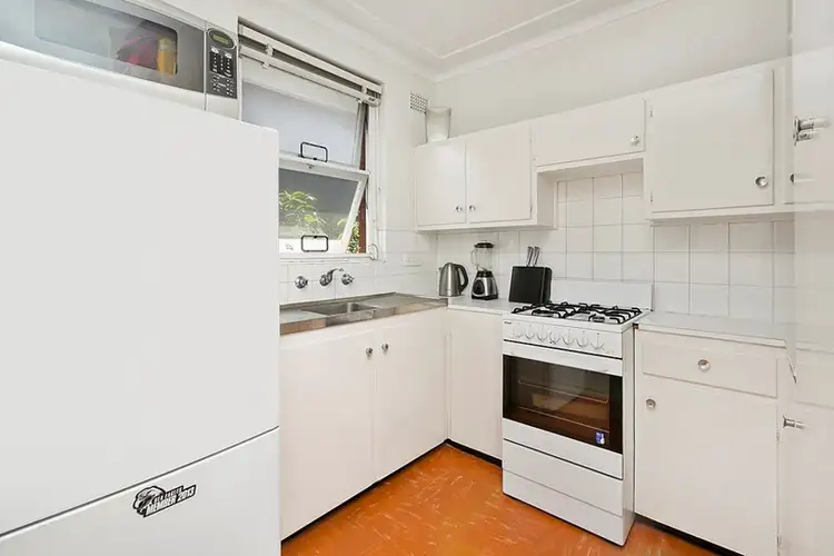 Second view of Homely unit listing, 5/5 Oceanview Road, Freshwater NSW 2096