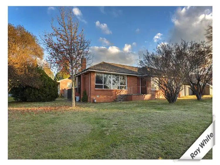 1 Lamb Place, Chifley ACT 2606