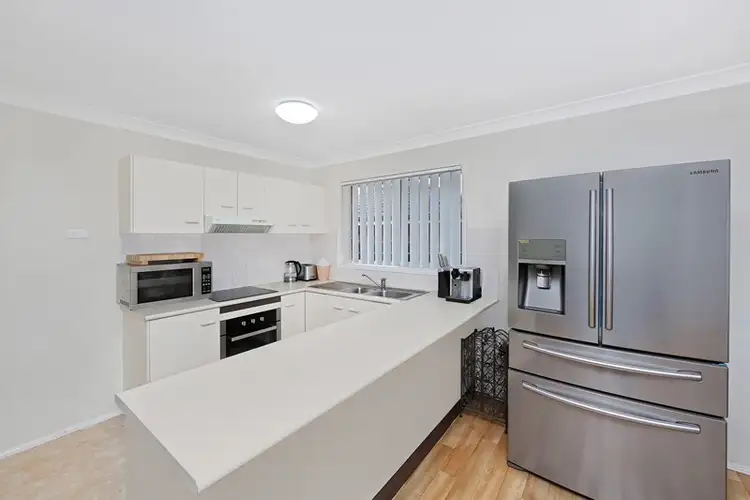 Third view of Homely house listing, 2 Harold Close, Bateau Bay NSW 2261