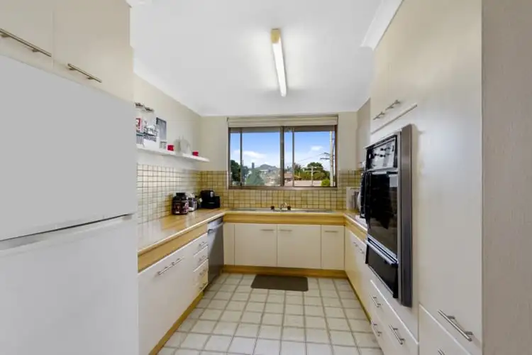 Fourth view of Homely unit listing, 5/8 Paradise Parade, Paradise Point QLD 4216