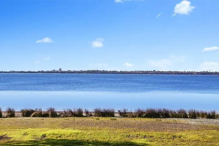 Second view of Homely house listing, 279 Lakedge Avenue, Berkeley Vale NSW 2261