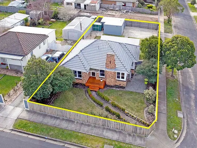 54 Laura Avenue, Belmont VIC 3216