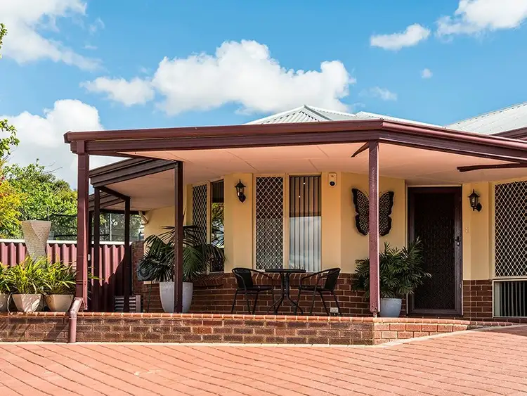 16 Songlark Place, Huntingdale WA 6110
