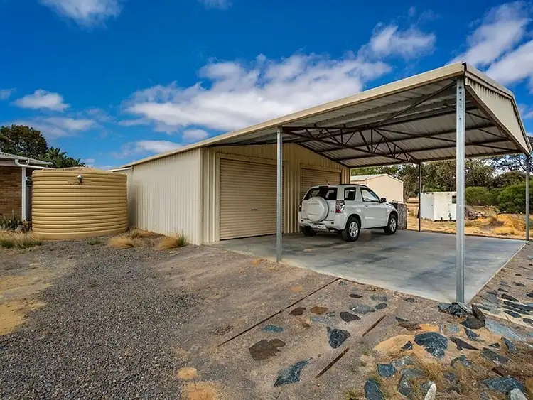 Fifth view of Homely house listing, 6 Commander Court, Moresby WA 6530