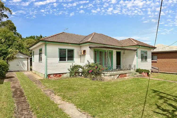 16 Crown Street, Fairfield East NSW 2165