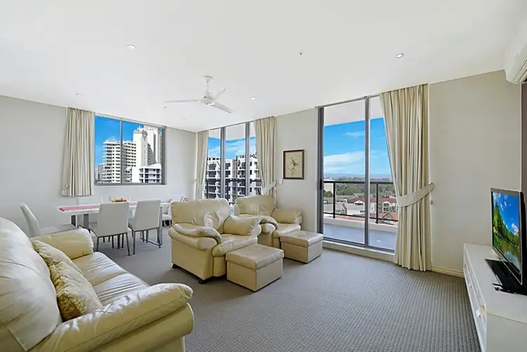 3 Como Crescent, Southport QLD 4215