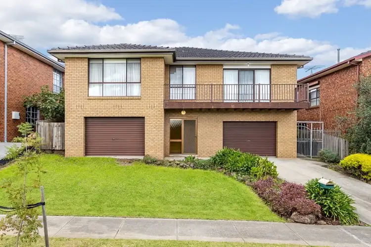 18 Cunningham Drive, Mill Park VIC 3082