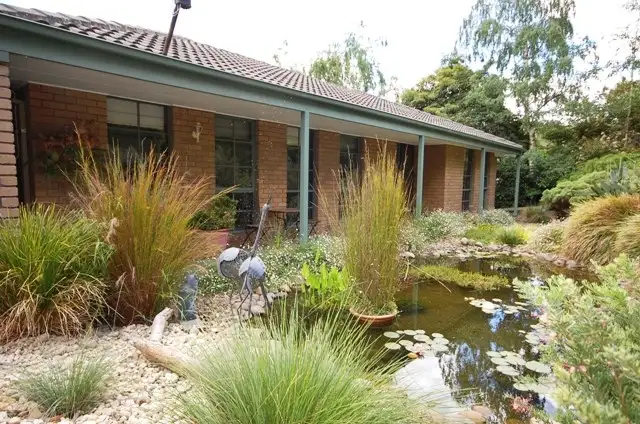 36 Monbulk Road, Mount Evelyn VIC 3796