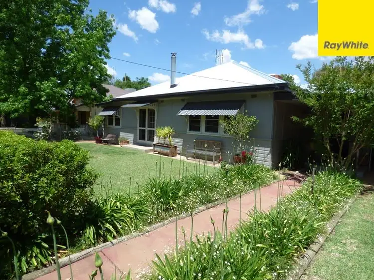 64 Farrand Street, Forbes NSW 2871