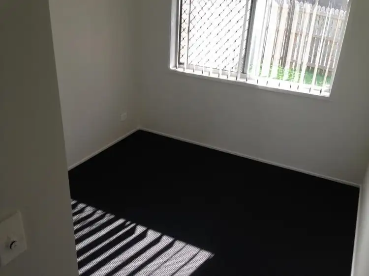 Fifth view of Homely house listing, 2/106 Whitmore Crescent, Goodna QLD 4300