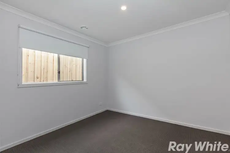 Fifth view of Homely house listing, 5 Scotchmer Crescent, Mernda VIC 3754