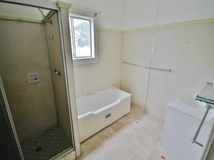 Fifth view of Homely house listing, 21 Ripon Street, Young NSW 2594