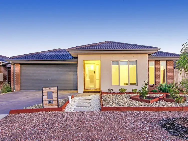 6 Hollis Way, Truganina VIC 3029