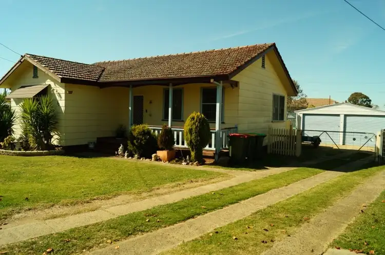 Second view of Homely house listing, 32 Bundarra Crescent, Orange NSW 2800