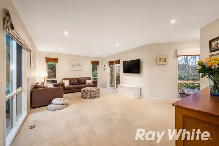 Seventh view of Homely house listing, 1 Nadia Place, Vermont South VIC 3133