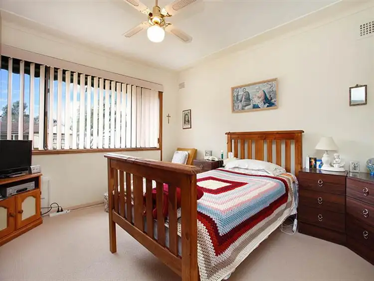 Seventh view of Homely house listing, 37 Solo Crescent, Fairfield NSW 2165