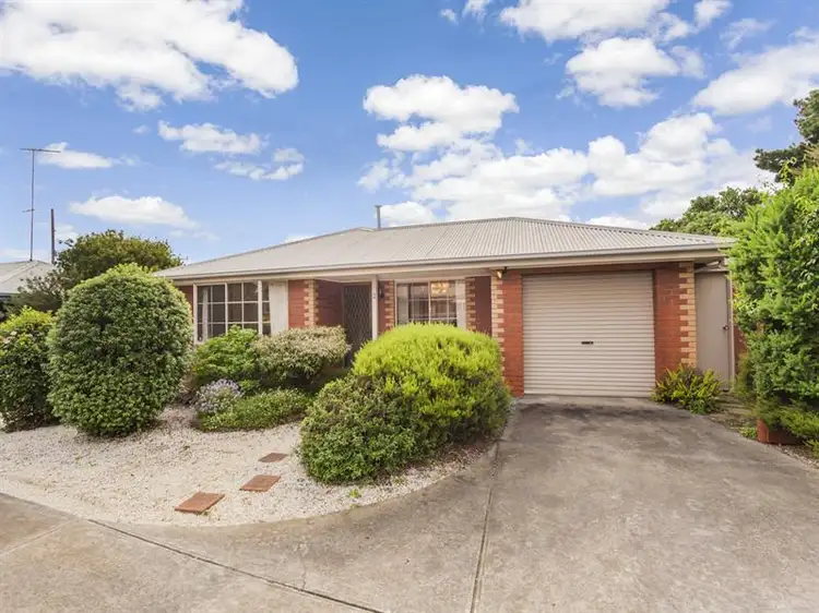 2/83-85 Helms Street, Newcomb VIC 3219