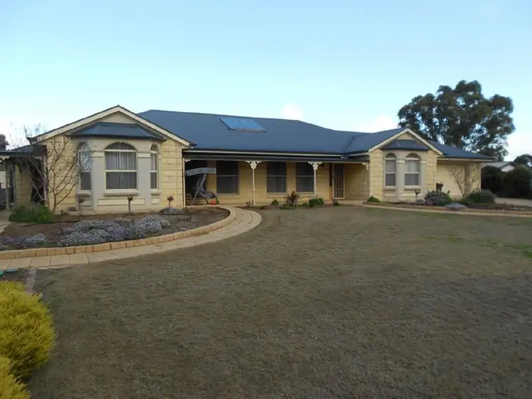 144 Victoria Parade, Bordertown SA 5268