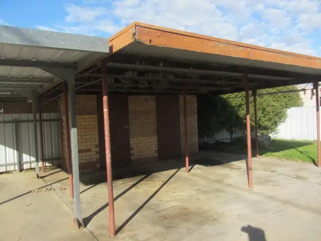 Sixth view of Homely block of units listing, 1 - 4 224 Kiewa Street, Albury NSW 2640