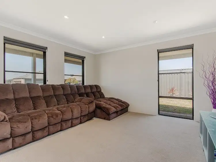 Sixth view of Homely house listing, 11 Kempeana Way, Baldivis WA 6171