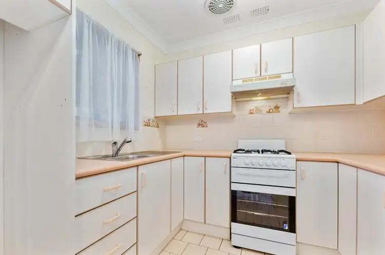 Fifth view of Homely house listing, 10 Eleebana Crescent, Koonawarra NSW 2530