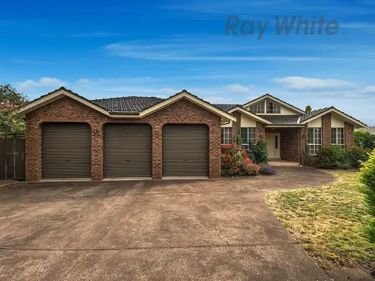 Third view of Homely house listing, 36 Petrik Drive, Keilor VIC 3036