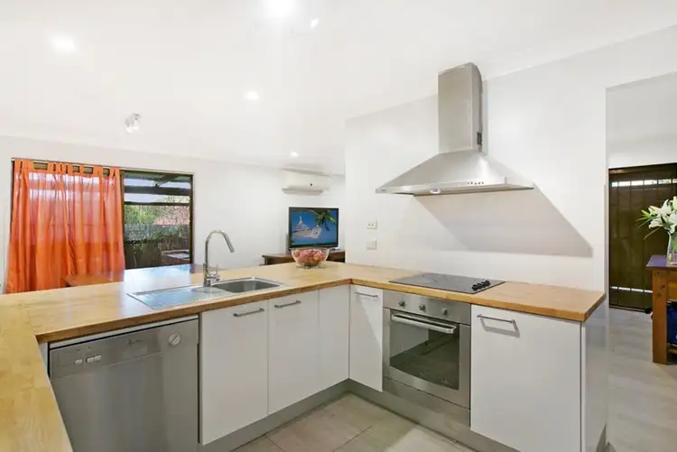 Fifth view of Homely house listing, 827 Cavendish Road, Holland Park QLD 4121