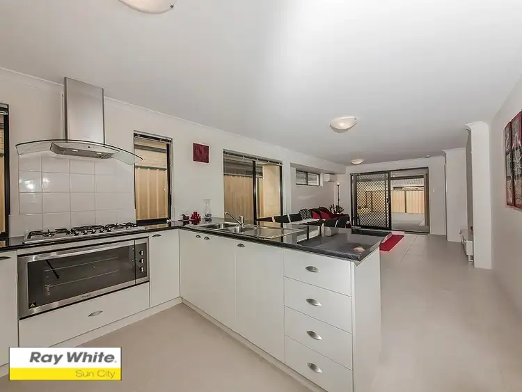 32 Kalbarri Avenue, Yanchep WA 6035