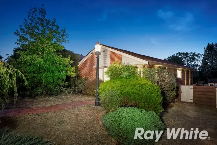 Second view of Homely house listing, 9 Ti Tree Court, Viewbank VIC 3084