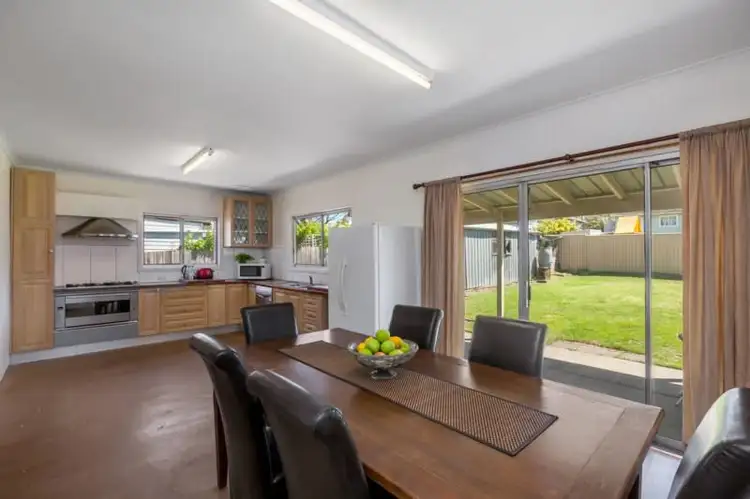 30 Clingin Street, Reservoir VIC 3073