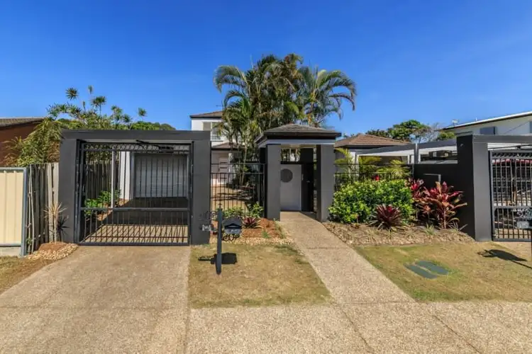 1/4 Bradbrook Street, Southport QLD 4215