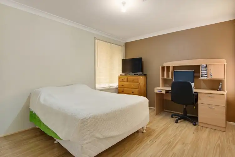 Fifth view of Homely house listing, 17 Davy Place, St Helens Park NSW 2560