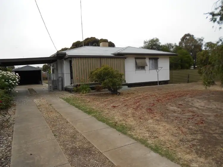 24 Salom Street, Bordertown SA 5268