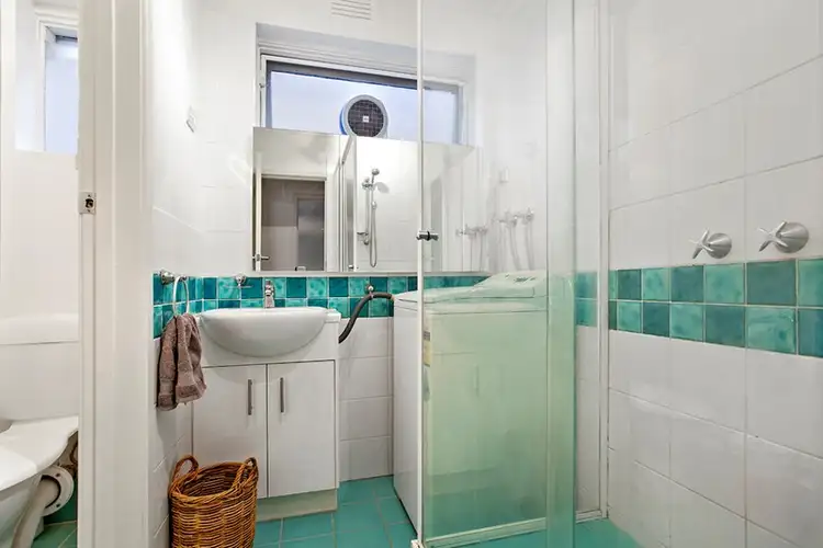 Seventh view of Homely apartment listing, 4/28 Elliott Avenue, Carnegie VIC 3163