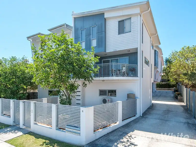 Main view of Homely townhouse listing, 2/11 Huddart Street, Alderley QLD 4051