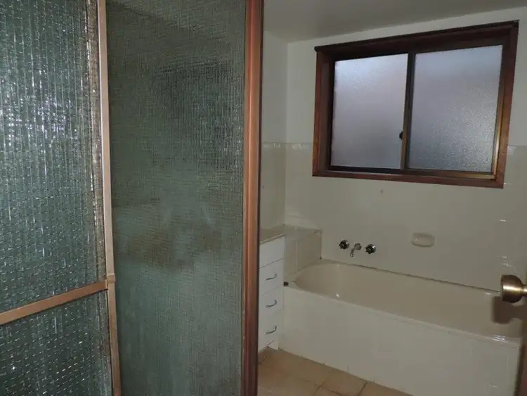 Fifth view of Homely apartment listing, 4/60 Bauer Street, Southport QLD 4215