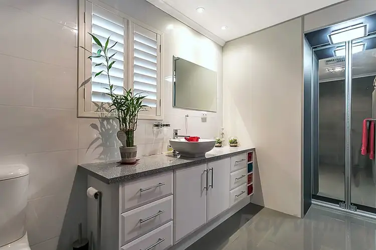Seventh view of Homely house listing, 2 Eloise Avenue, Hallett Cove SA 5158