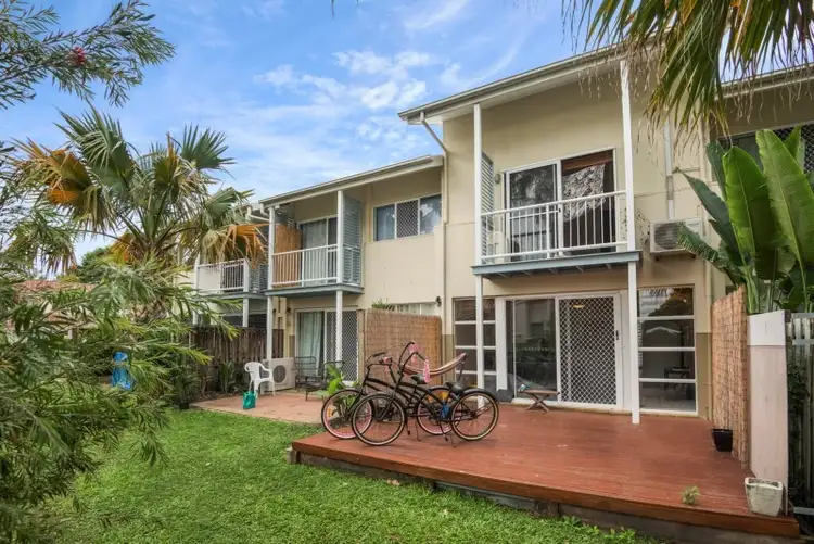 9/16 Crescent Avenue, Mermaid Beach QLD 4218