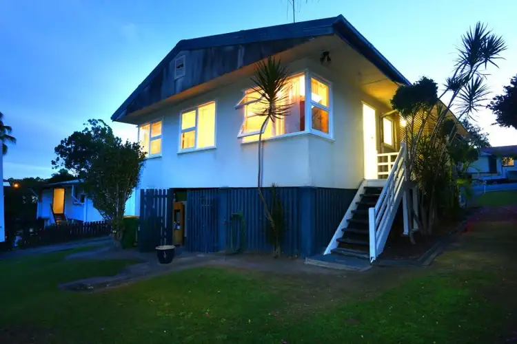 23 Muir Street, Labrador QLD 4215