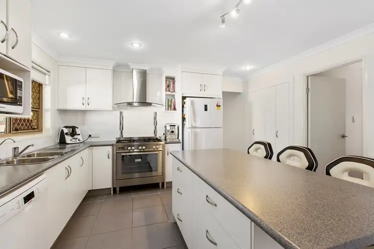 8 Kerridge Court, Wellington Point QLD 4160