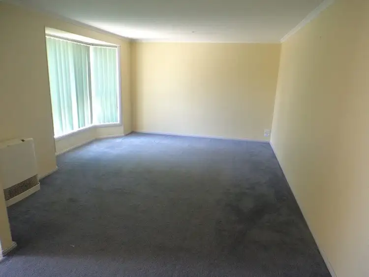 Fourth view of Homely house listing, 8 Ivy Lea Place, Goulburn NSW 2580