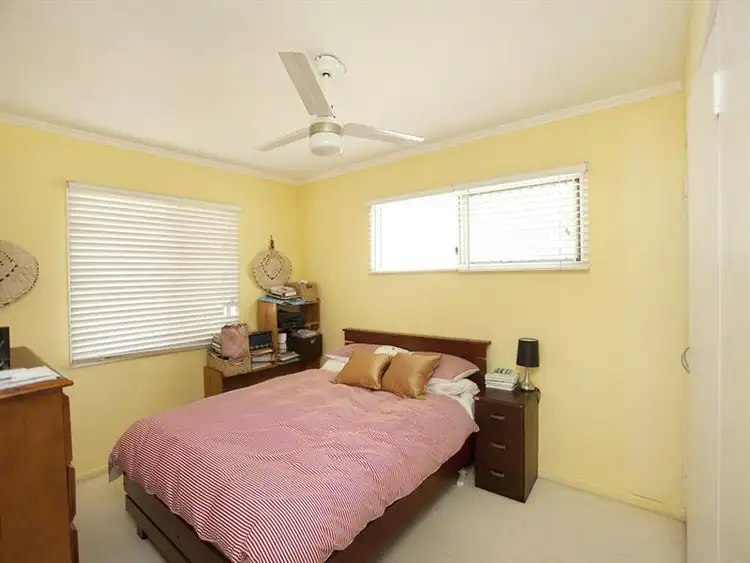 Sixth view of Homely house listing, 15 Curfew Street, Upper Mount Gravatt QLD 4122
