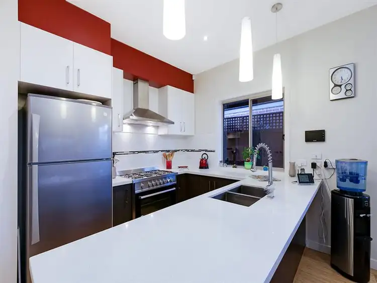 Second view of Homely house listing, 6 Cloverfield Crescent, Epping VIC 3076