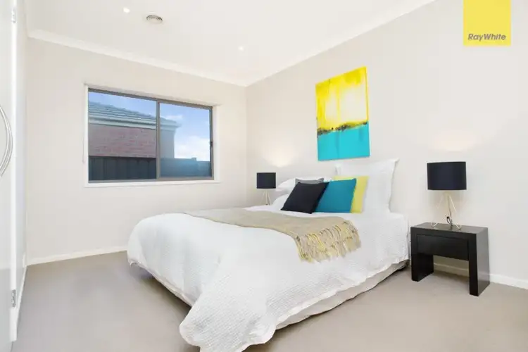 Seventh view of Homely house listing, 16 Bottlebrush Road, Craigieburn VIC 3064