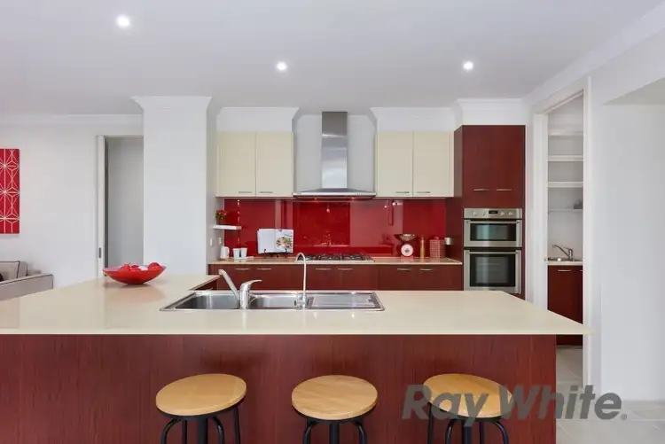 Sixth view of Homely house listing, 33 Coorong Circle, Waterways VIC 3195