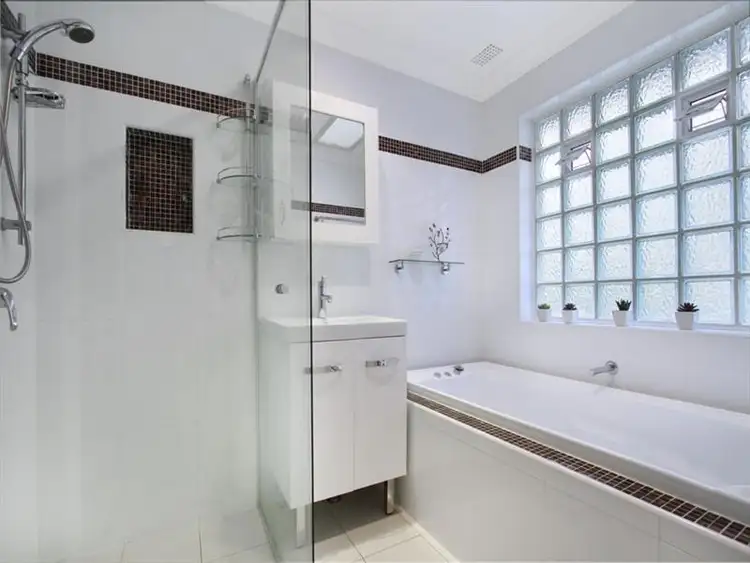 Sixth view of Homely house listing, 15 Jalna Avenue, Figtree NSW 2525