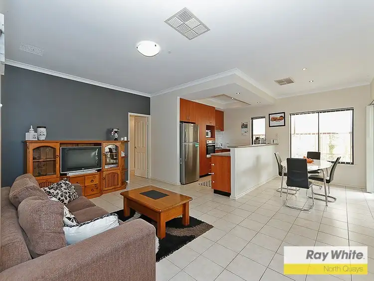 31 Old Trafford Avenue, Madeley WA 6065
